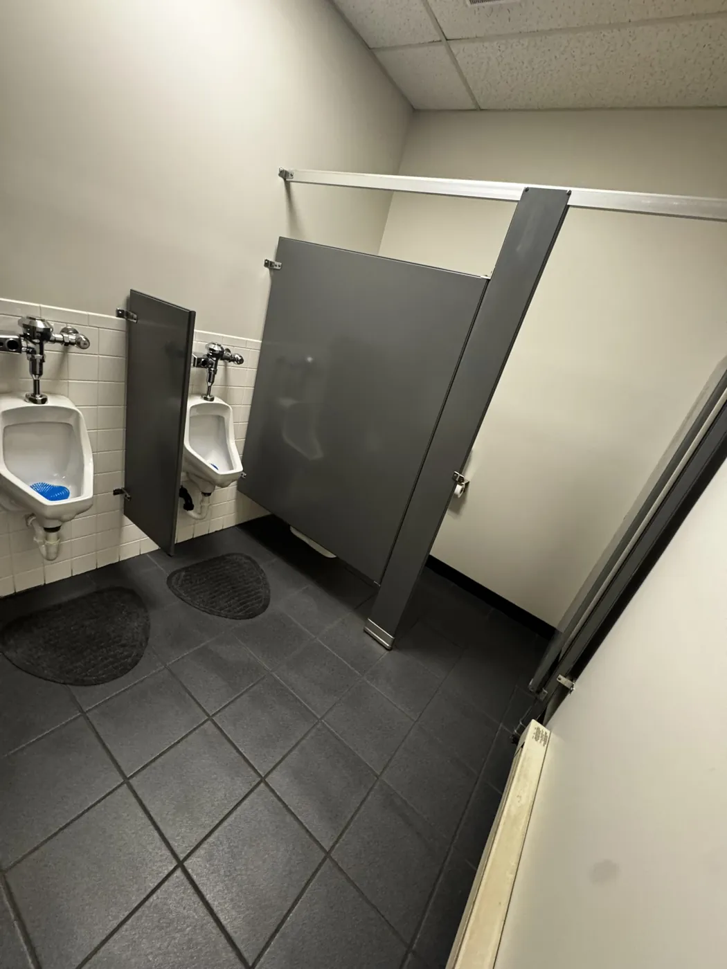 Commercial restroom cleaning example in Northeast Ohio