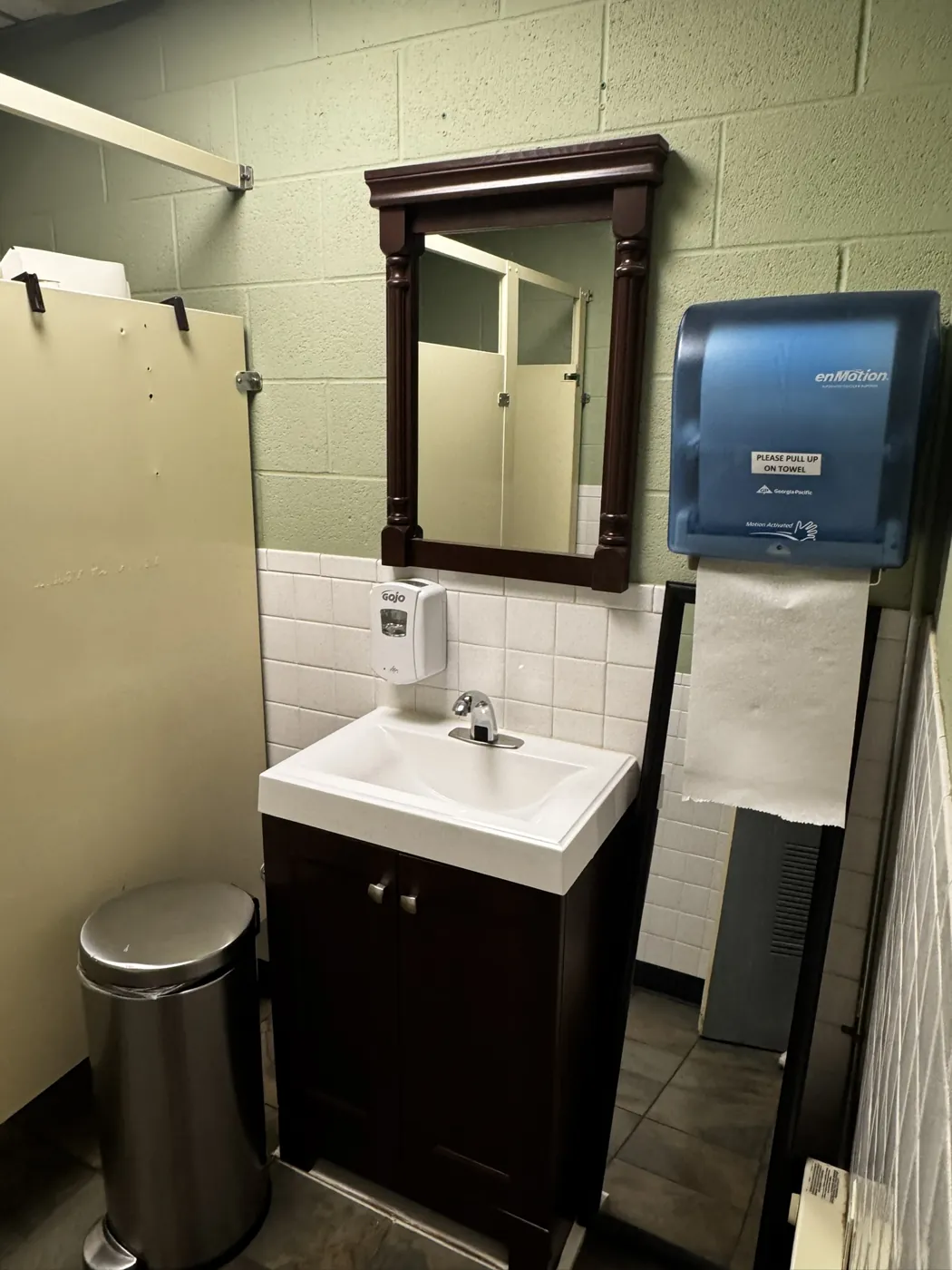 Commercial restroom cleaning example in Northeast Ohio
